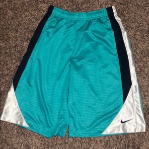Men’s Nike basketball shorts